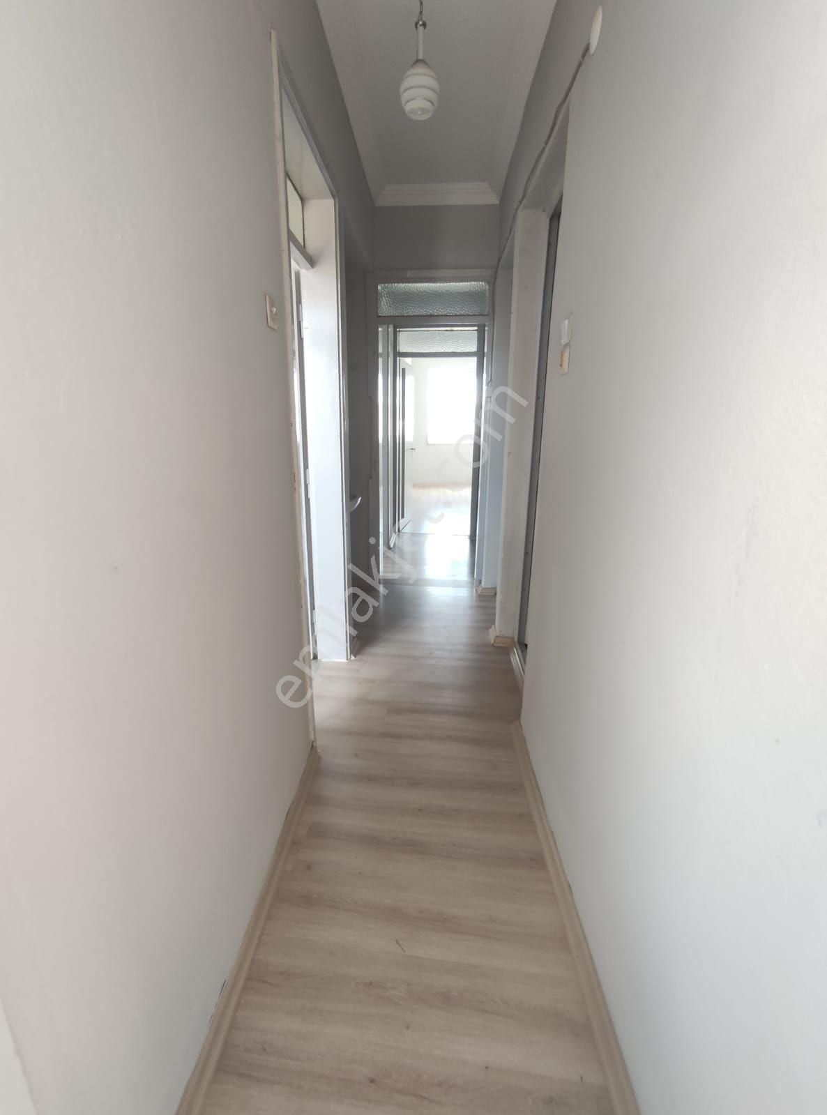 Acill Satılık Çarşı Merkezde 2+1 Ayrı Mutfak 105 M2 Masrafsız Fırsat Daire - Görsel 3