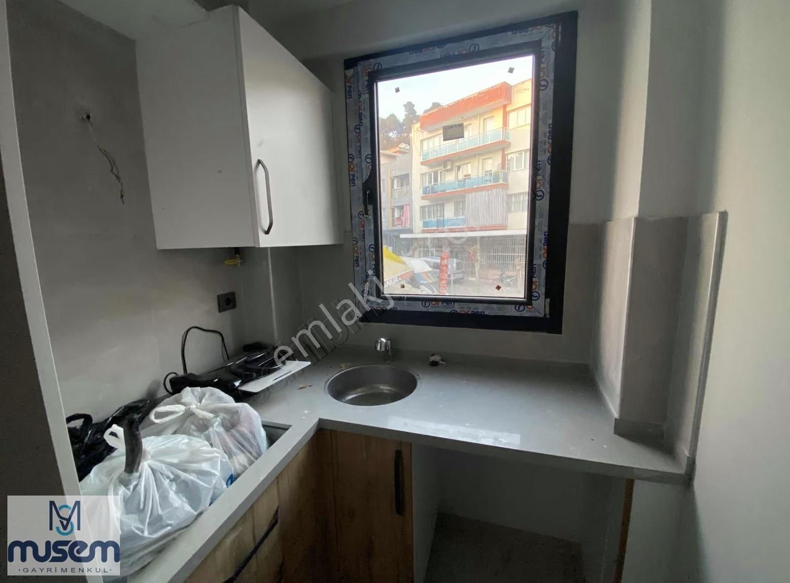 Mesudiye Mahallesinde Eşyasız Satılık 1+1 Daire - Görsel 17