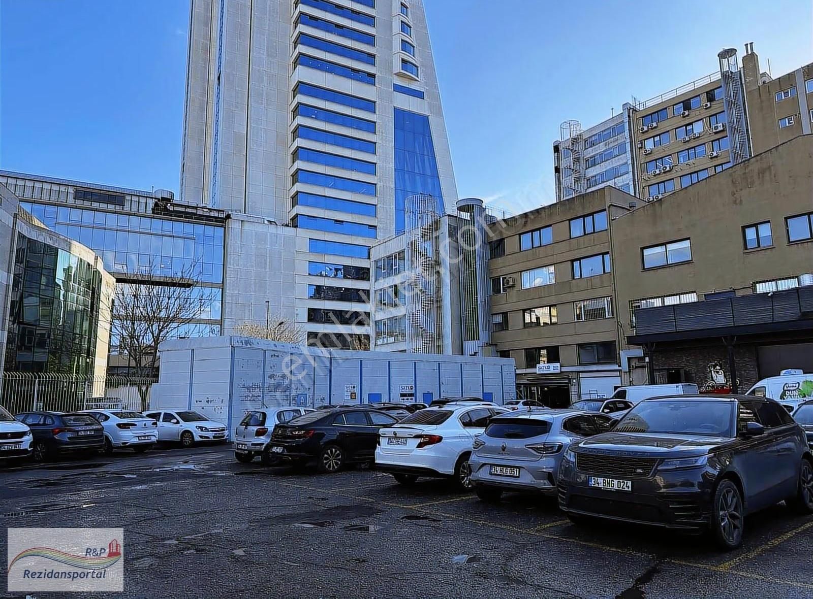 Gayrettepe Metro Metrobüse Yakın 7/24güvenlik 900 M2kiralık Ofis - Görsel 5