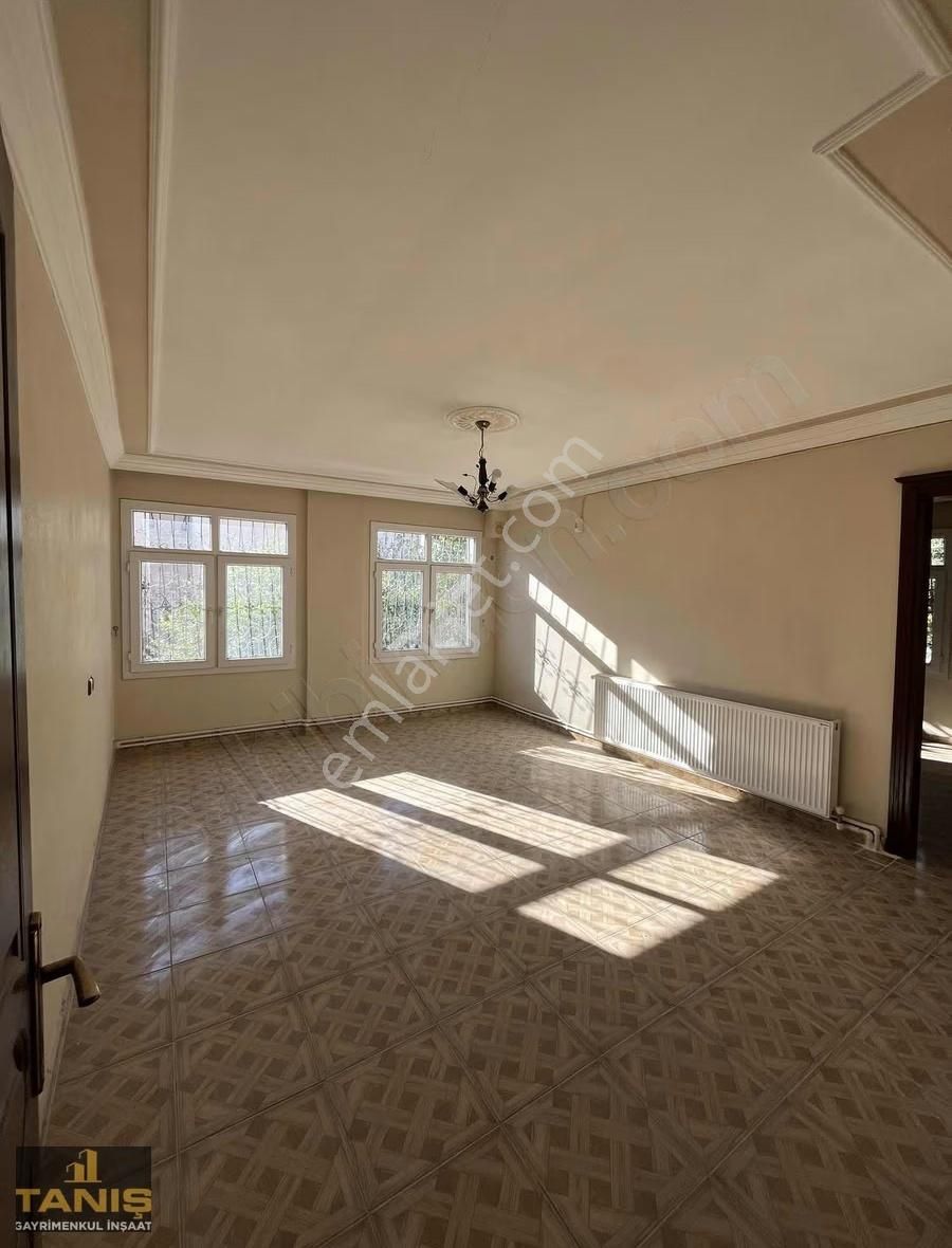 Yüreğir Yenidoğan Mah Kiralık 2+1 Doğalgazlı Ve Geniş Daire - Görsel 3