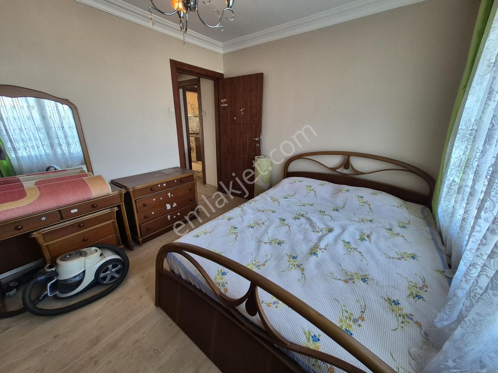Bursa Kurşunlu Denize Sıfır Otoparklı Bakımlı 2+1 Satılık Daire - Görsel 3