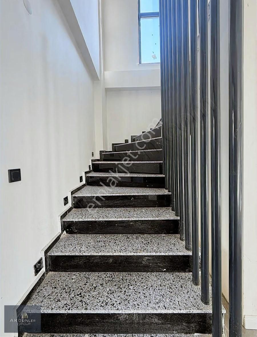 Çerkezköy Ambarderede Harika Konumda Özel Havuzlu Villa - Görsel 4