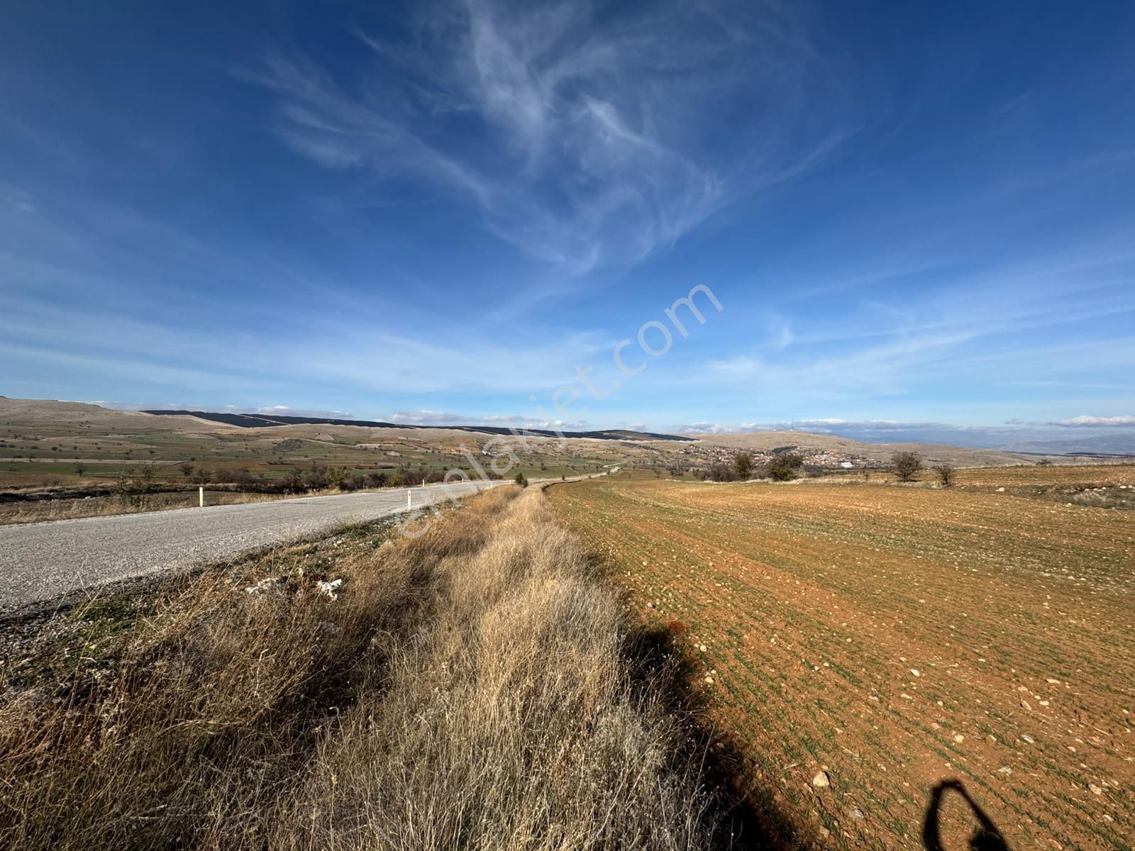 Asfalt Yola 90 Metre Cepheli Müstakil 5.000 M² Tarla - Görsel 4