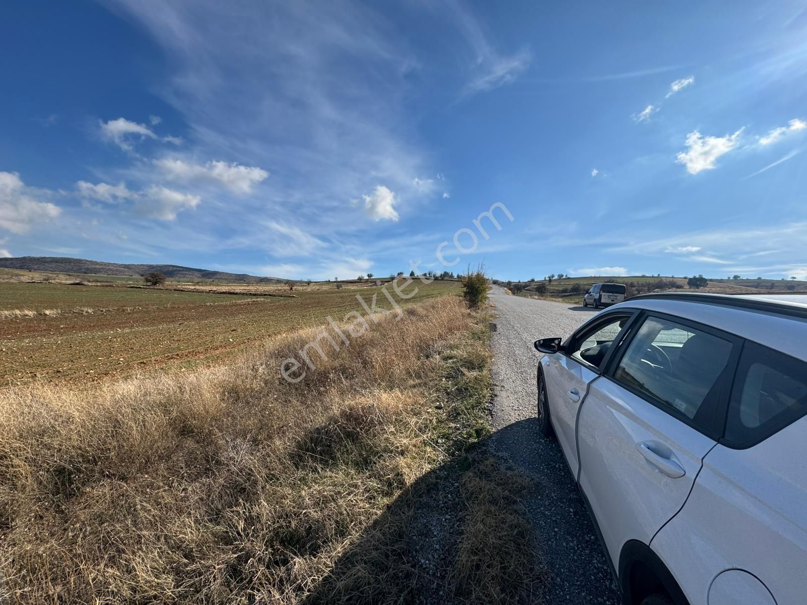 Asfalt Yola 90 Metre Cepheli Müstakil 5.000 M² Tarla - Görsel 2