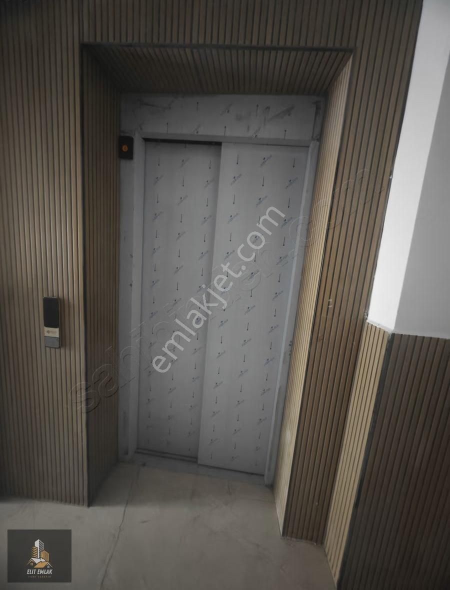 Elit Emlak'tan Efendi Mahallesi'nde Lüx Daire - Görsel 15