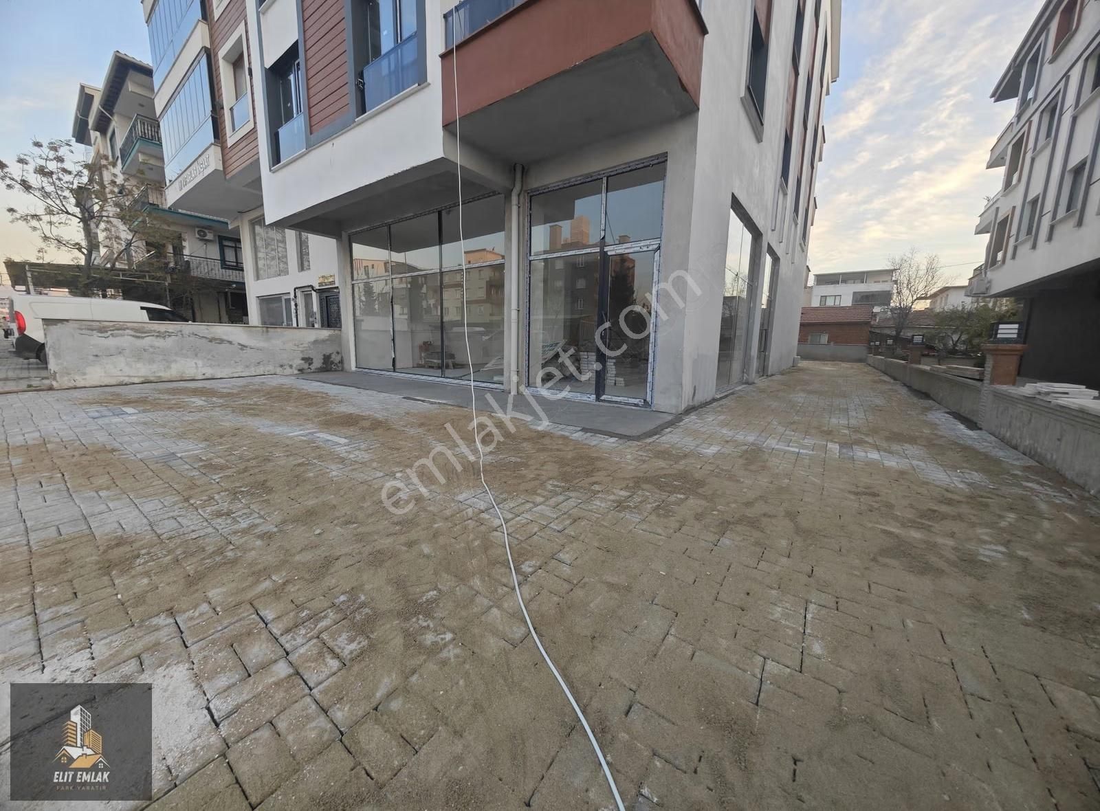 Elit Emlak'tan Ring Yolu Üzerinde Fırsat Dükkan - Görsel 7