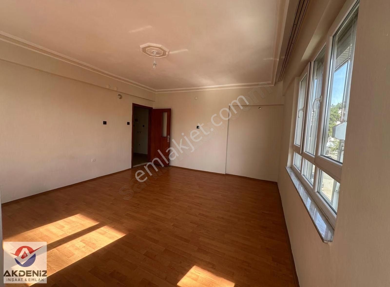 Çevre Yoluna Yakın Ulaşım Ve Sosyal İmkanlara Yürüme Mesafesinde - Görsel 23