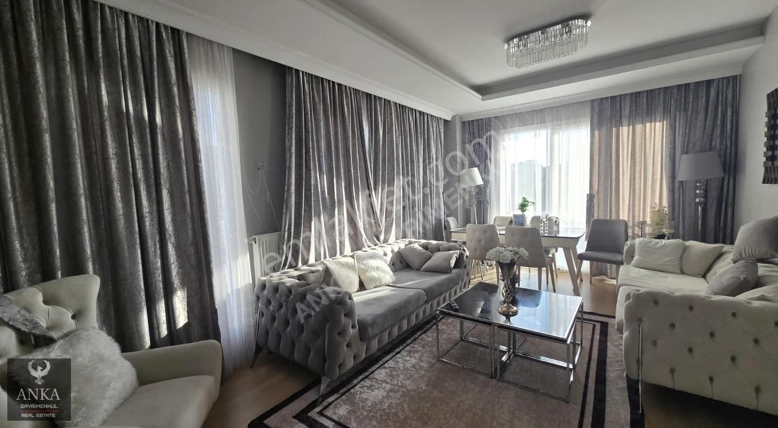 Küçükçekmece Göl Manzaralı Mavrova Sitesinde Satılık 4+1 Dubleks - Görsel 31