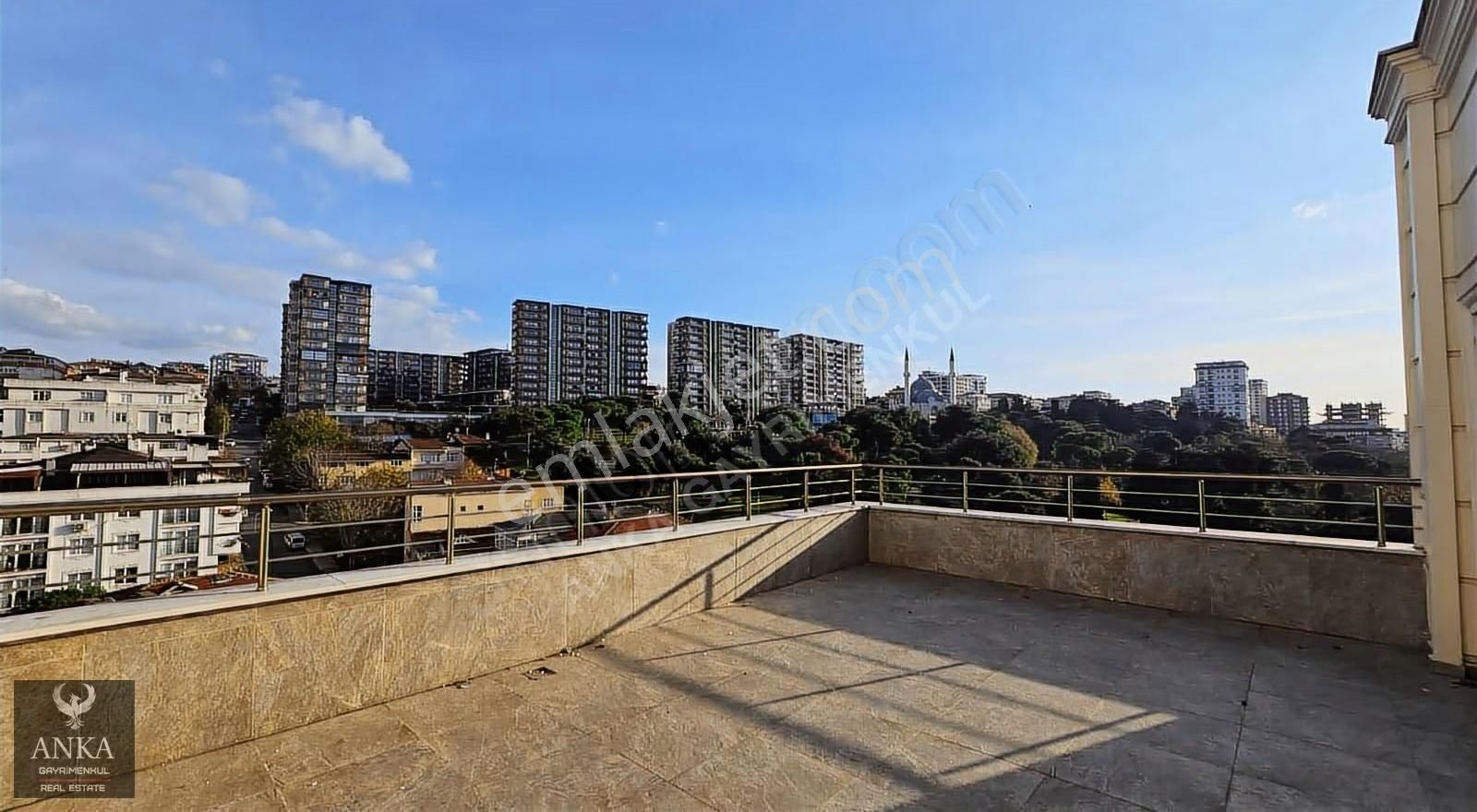Küçükçekmece Göl Manzaralı Mavrova Sitesinde Satılık 4+1 Dubleks - Görsel 22