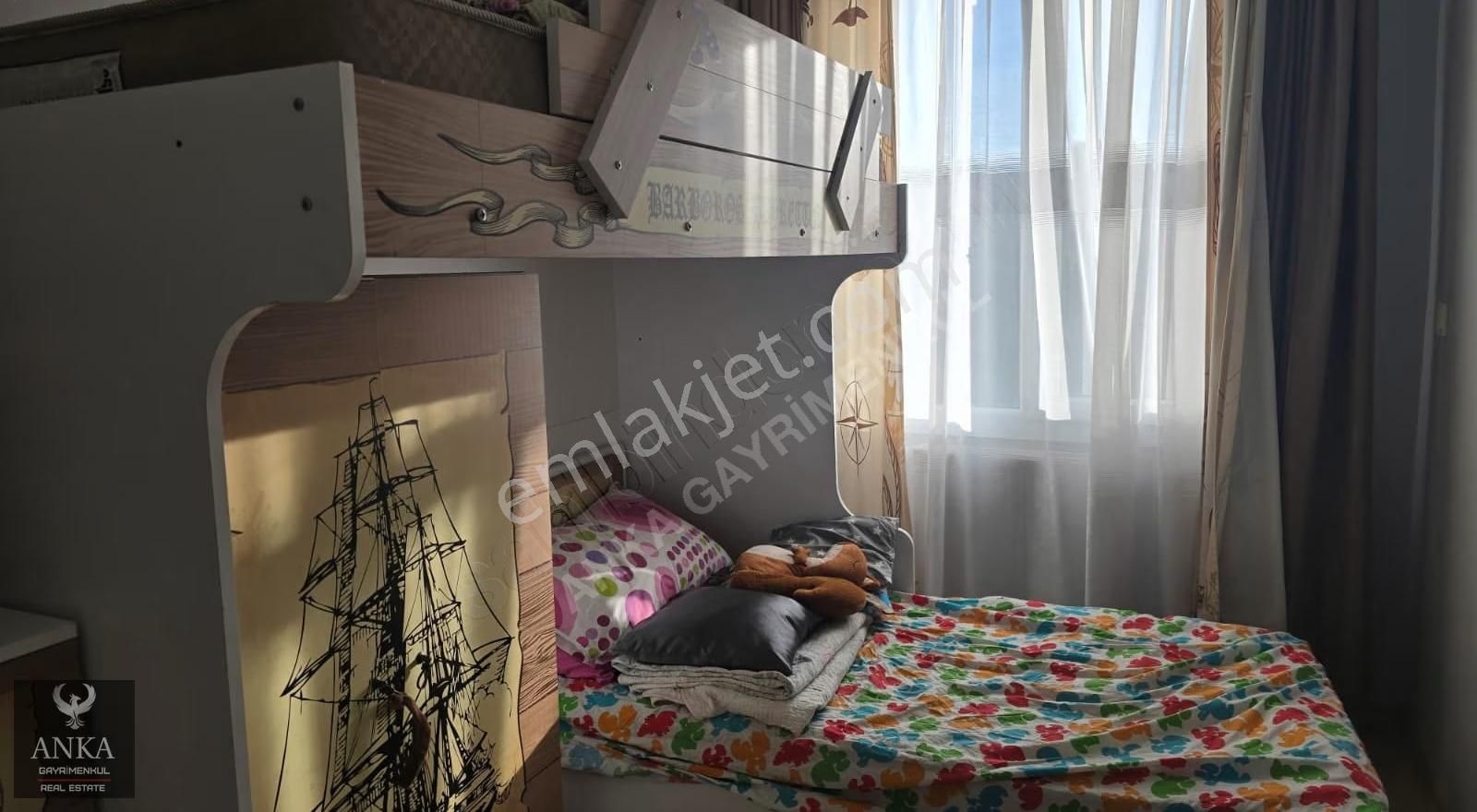 Küçükçekmece Göl Manzaralı Mavrova Sitesinde Satılık 4+1 Dubleks - Görsel 26