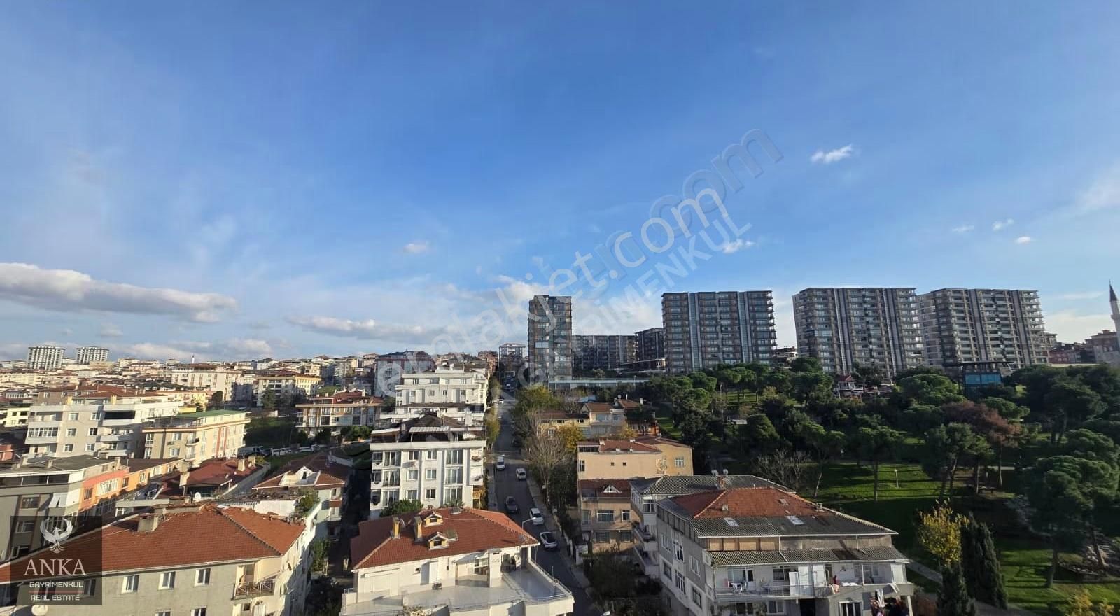Küçükçekmece Göl Manzaralı Mavrova Sitesinde Satılık 4+1 Dubleks - Görsel 12