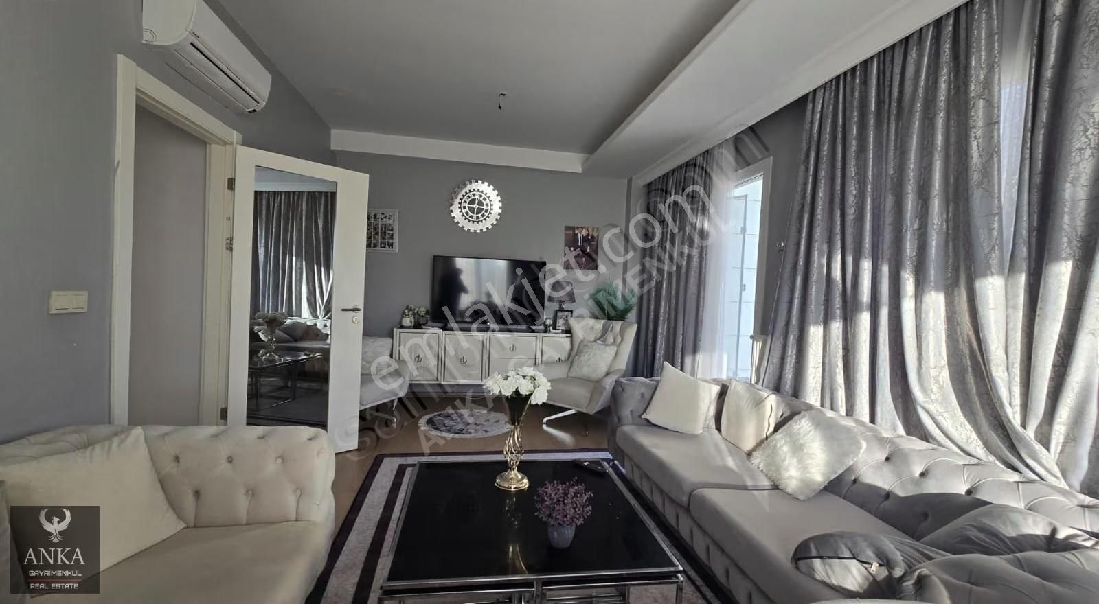 Küçükçekmece Göl Manzaralı Mavrova Sitesinde Satılık 4+1 Dubleks - Görsel 33