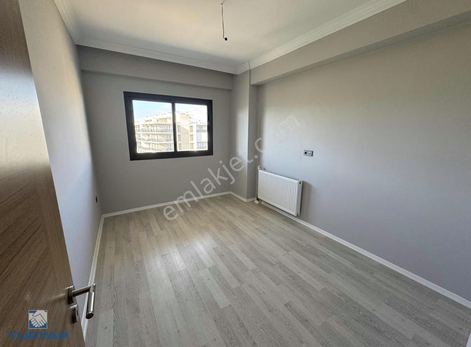 Torbalı Havuzlu Güvenlikli Sitede İzban Yakını Kiralık 2+1 Daire - Görsel 24