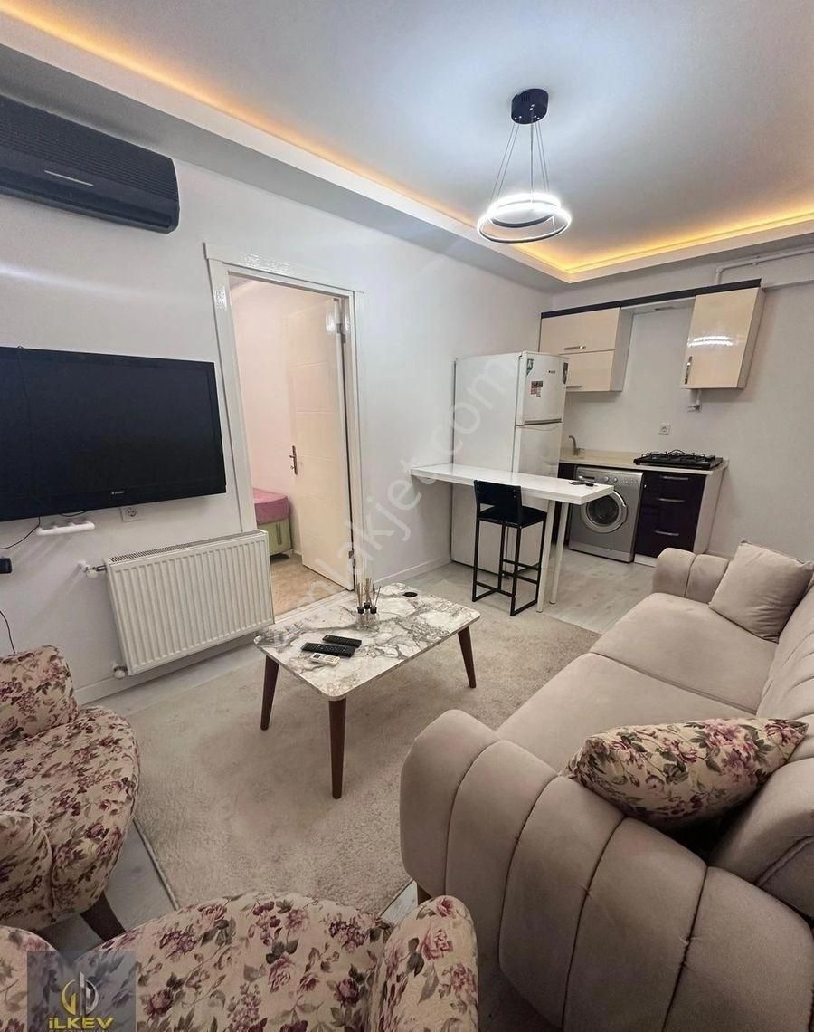 İlkev'den Kuruçeşme Mahallesinde/eşyalı/klimalı/satılık 1+1! - Görsel 4