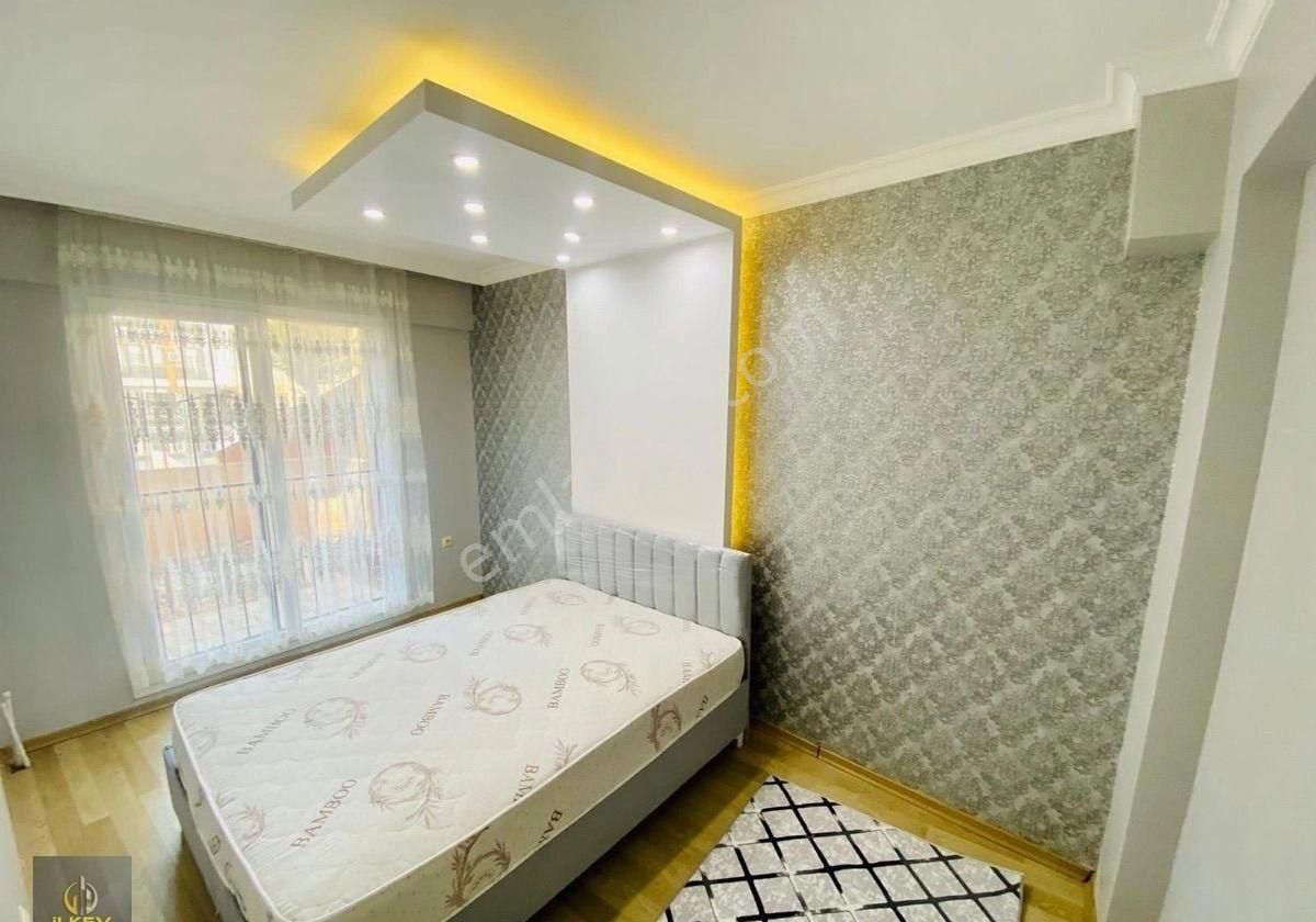 İlkev'den Buca Kuruçeşme Mahallesinde / Kampüs Ve Hasyaneye Yakın / Kiracılı / Bahçeli / Satılık 1+1 - Görsel 4