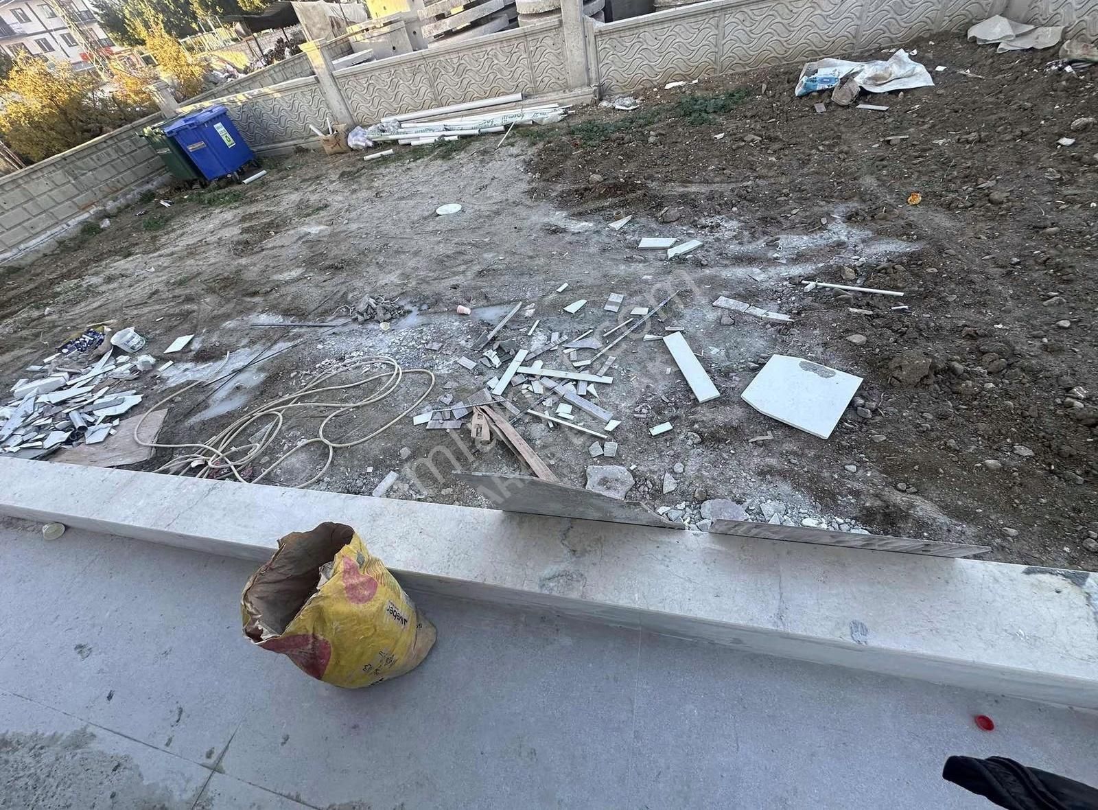 Aras'dan Çamköy Merkezde Geniş 1+1 Daire - Görsel 21