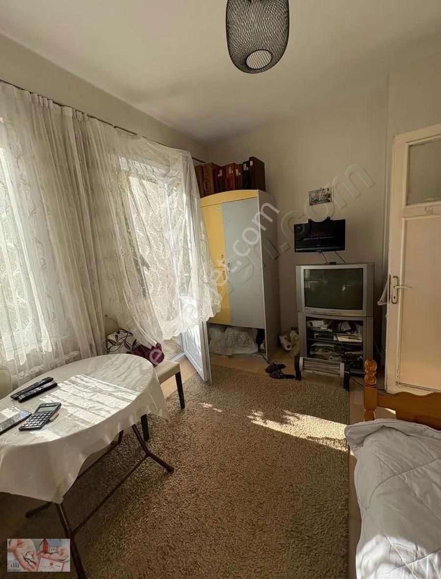 Şehremini 3+1 Acil Satılık Daire - Görsel 12