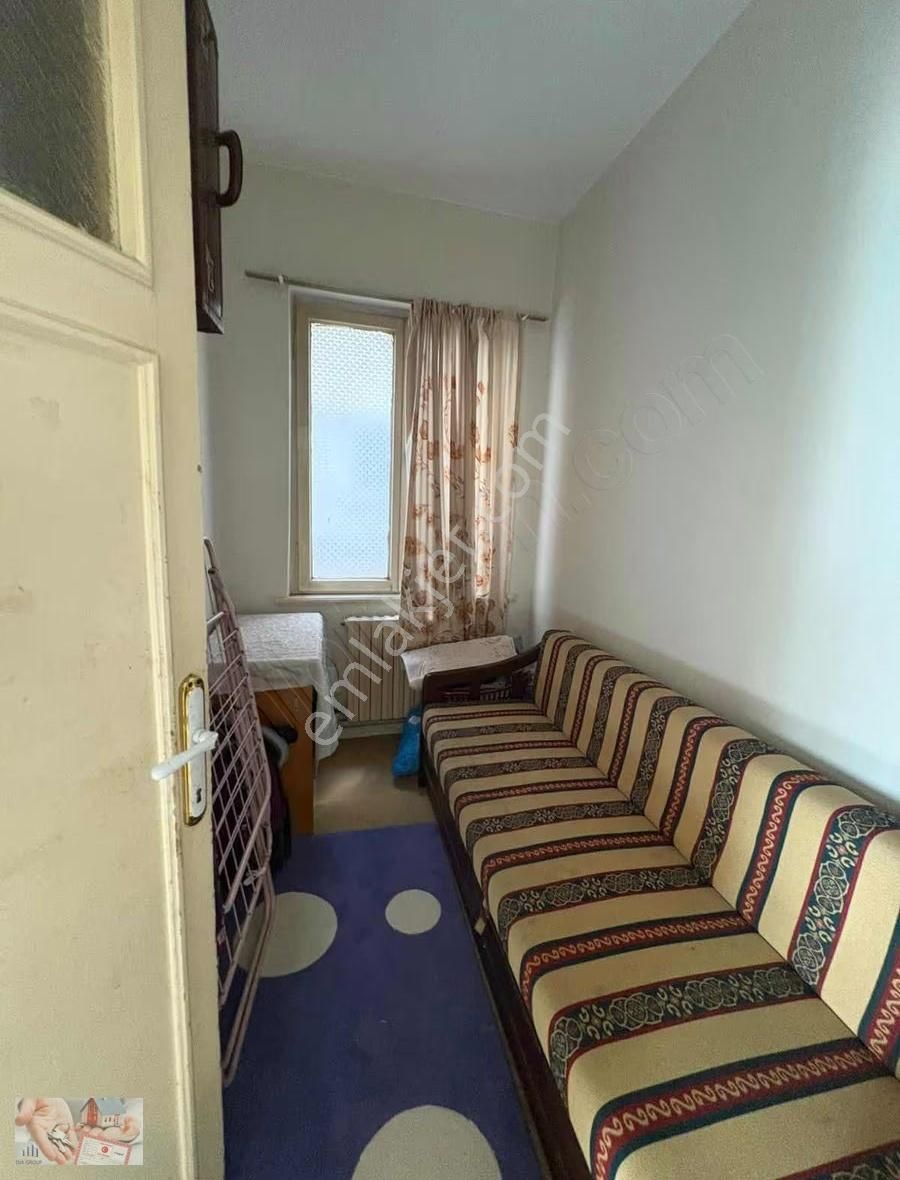 Şehremini 3+1 Acil Satılık Daire - Görsel 15