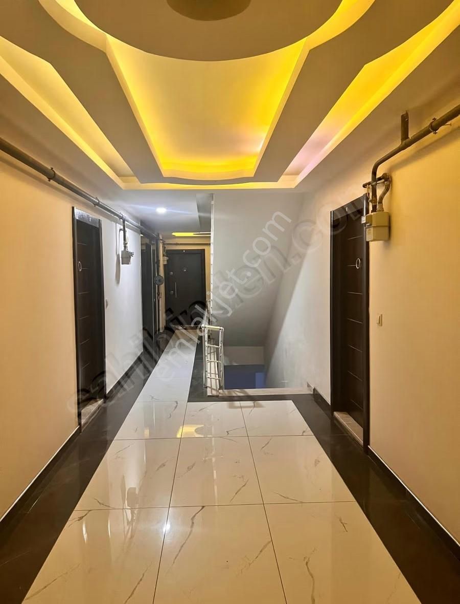 Emlaccar Dan Harika Konumda Ferah 3+1 Daire - Görsel 27