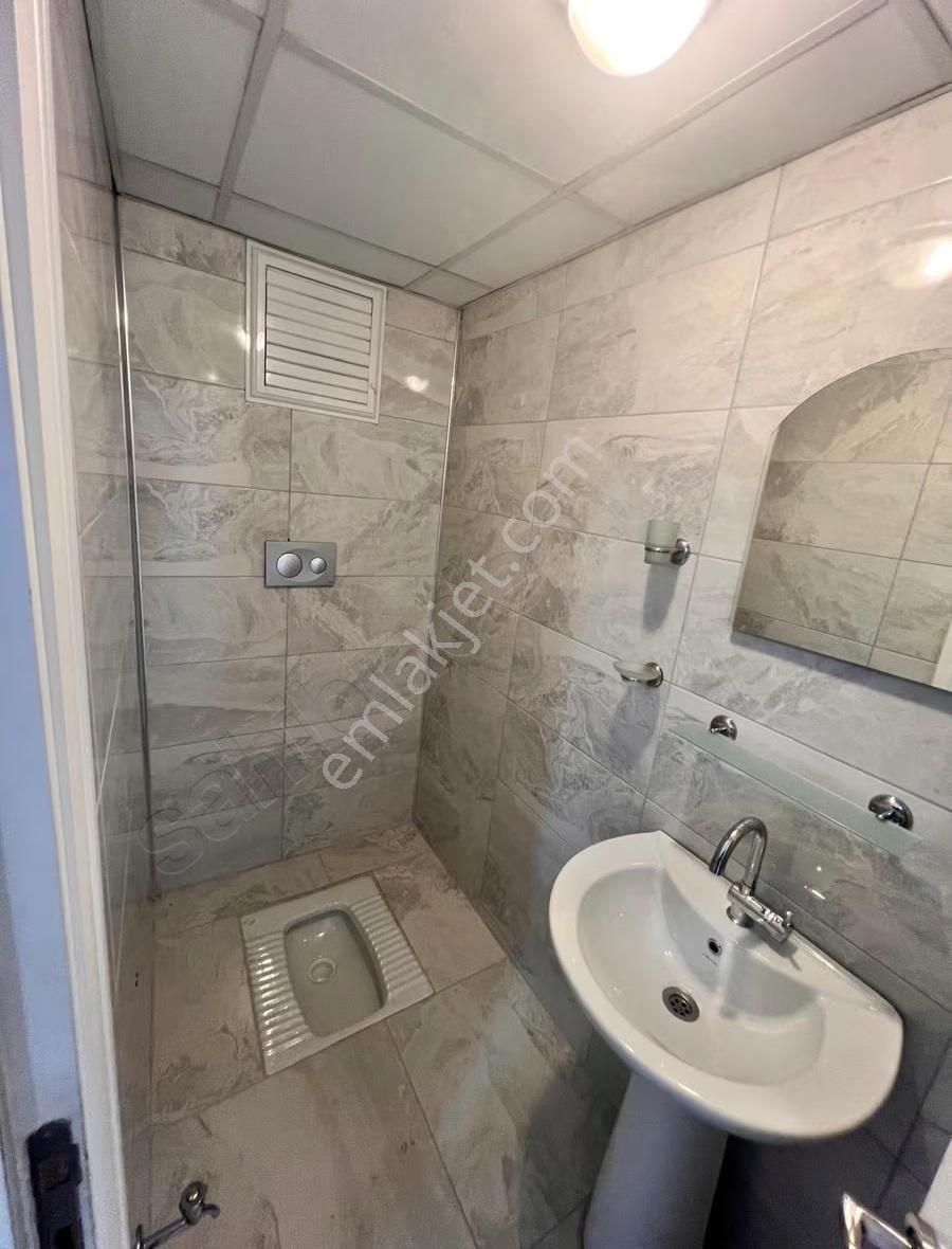 Emlaccar Dan Harika Konumda Ferah 3+1 Daire - Görsel 11