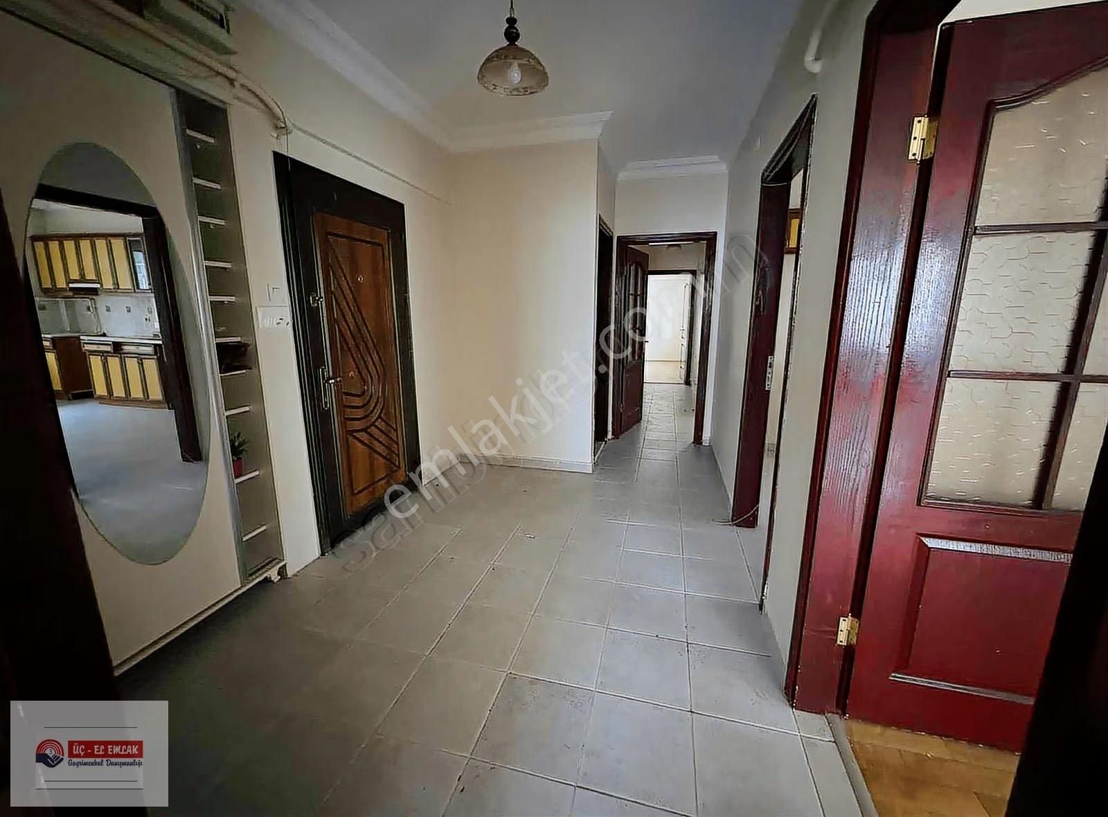 Karaağaç Bulvarı Yakını Çarşı Merkezde 170 M2 3+1 Daire - Görsel 5