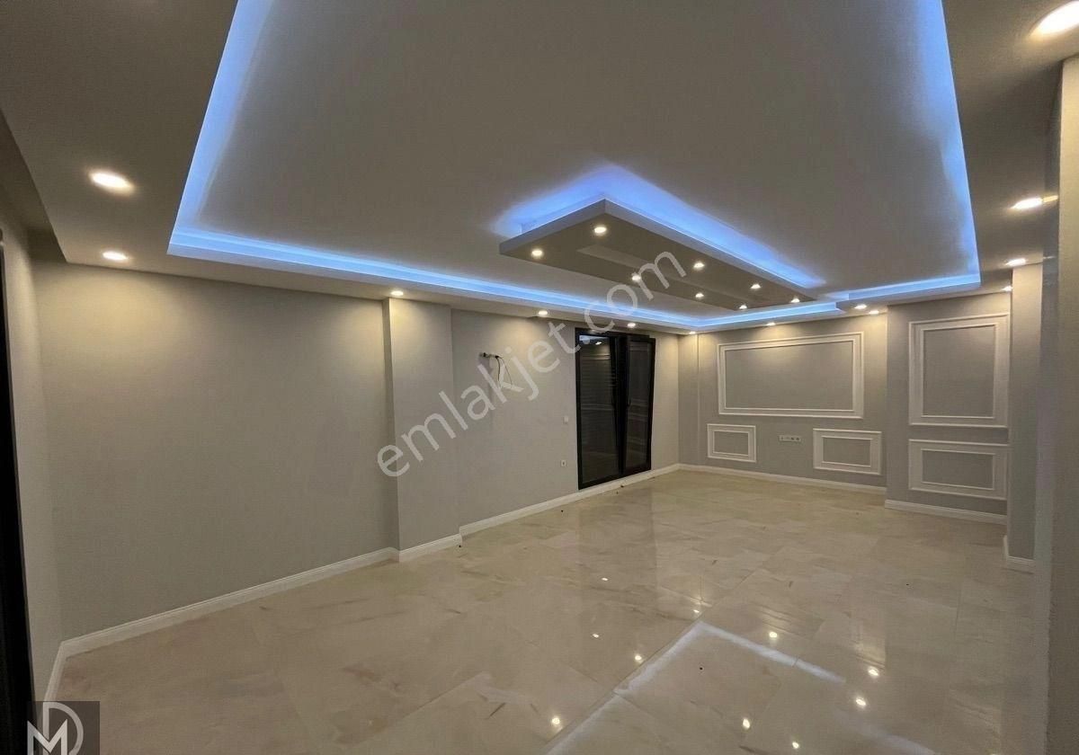 Altınoluk Narlı Sahilinde Muhteşem 4+1 Ayrı Mutfak Trıplex Villa - Görsel 12