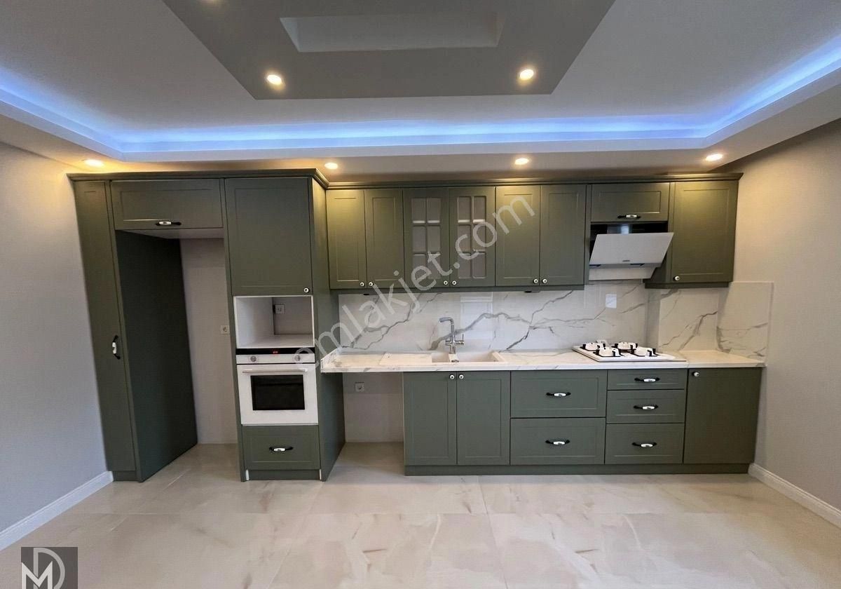 Altınoluk Narlı Sahilinde Muhteşem 4+1 Ayrı Mutfak Trıplex Villa - Görsel 5