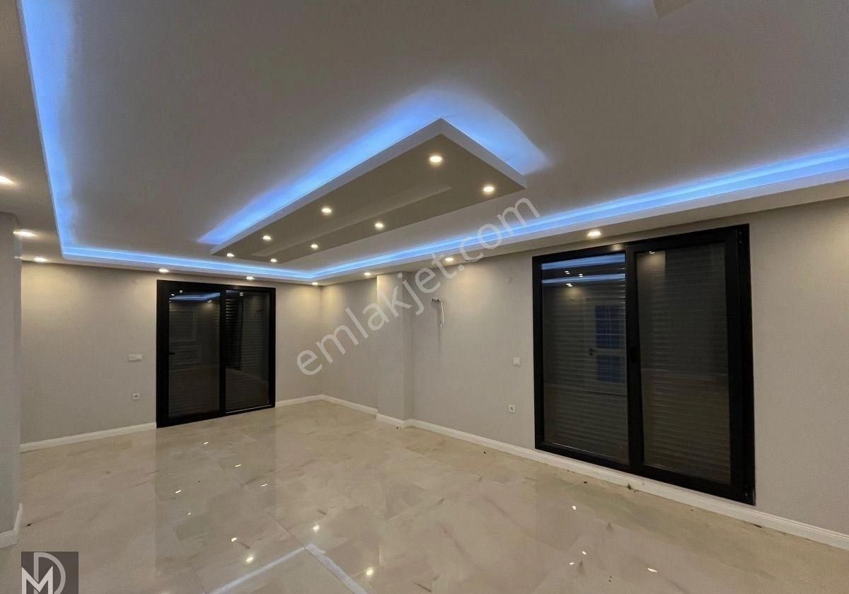 Altınoluk Narlı Sahilinde Muhteşem 4+1 Ayrı Mutfak Trıplex Villa - Görsel 15