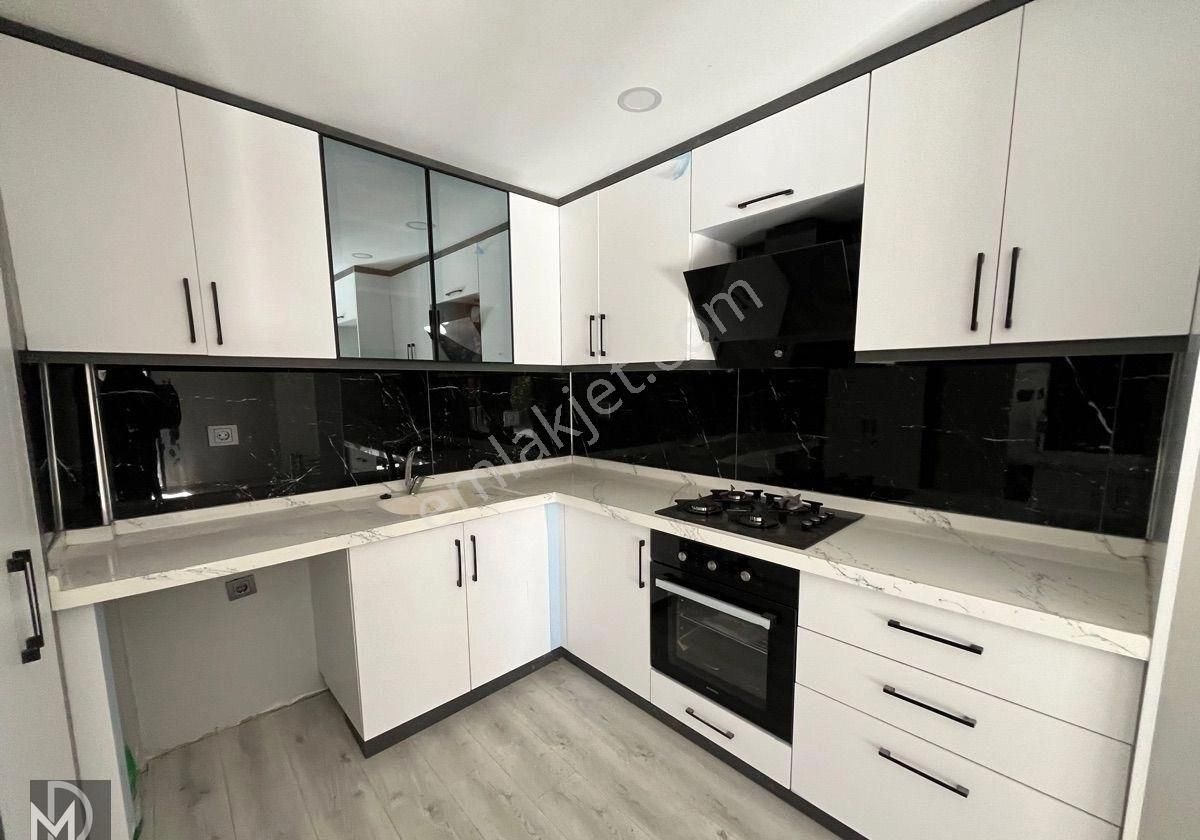 Altınolukta Denize 300 Metre Mesafede 4+1 Trıplex Villa - Görsel 24