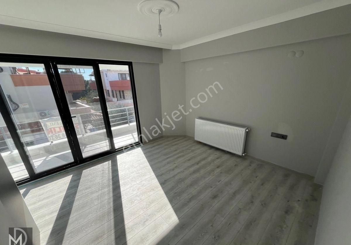 Altınolukta Denize 300 Metre Mesafede 4+1 Trıplex Villa - Görsel 13