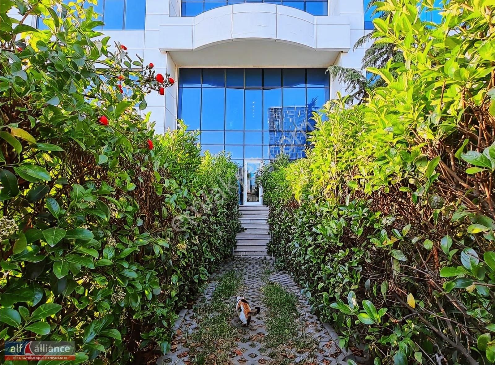 Ağaoğlu My Offıce 212'de 91m² Büyük 1+1 Ofis (5 Otopark+9m²depo) - Görsel 10