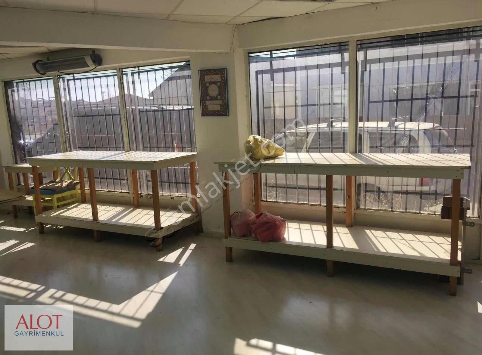 Devren Kiralık Kuşgözü Nakış Atölyesi Üsküdar - Küplüce Mah - Görsel 2