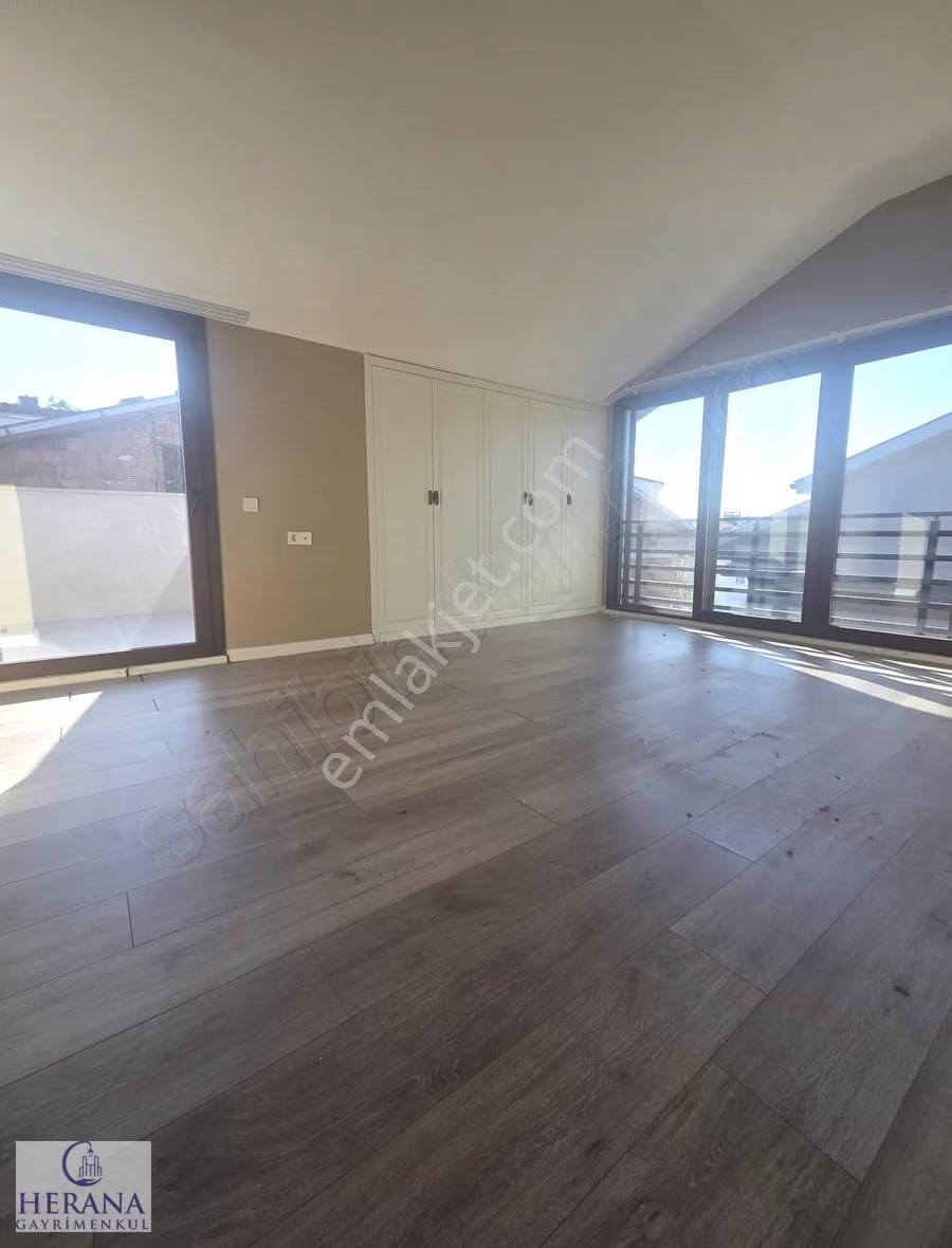 Plaja Yürüme Mesafesinde Müstakil Bahçeli 3+1 İkiz Villa - Görsel 3