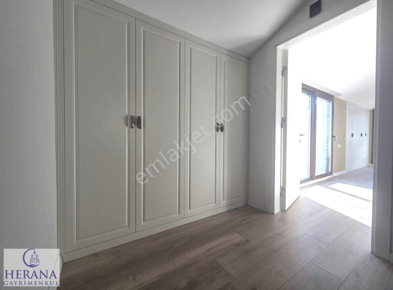 Plaja Yürüme Mesafesinde Müstakil Bahçeli 3+1 İkiz Villa - Görsel 21