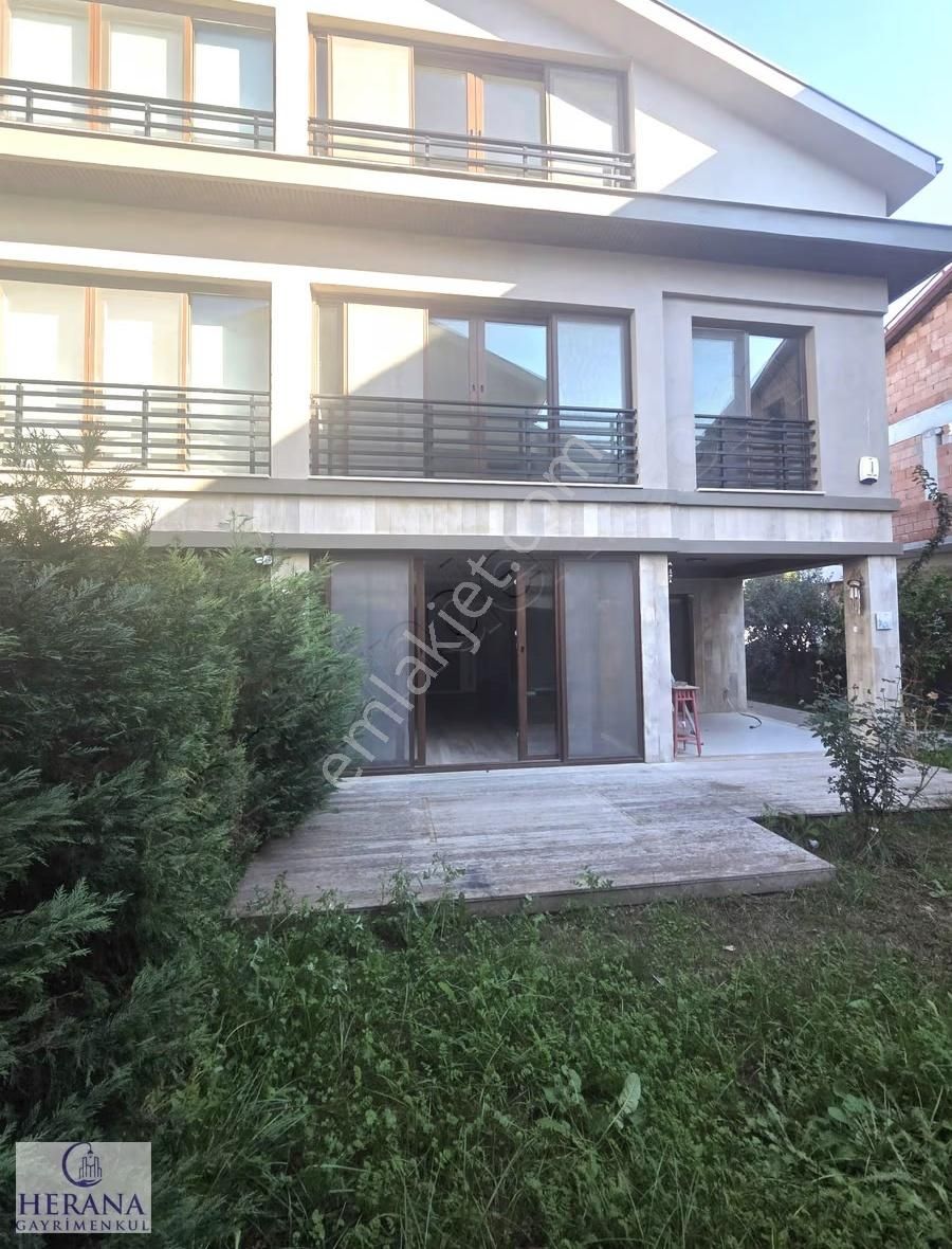 Plaja Yürüme Mesafesinde Müstakil Bahçeli 3+1 İkiz Villa - Görsel 12