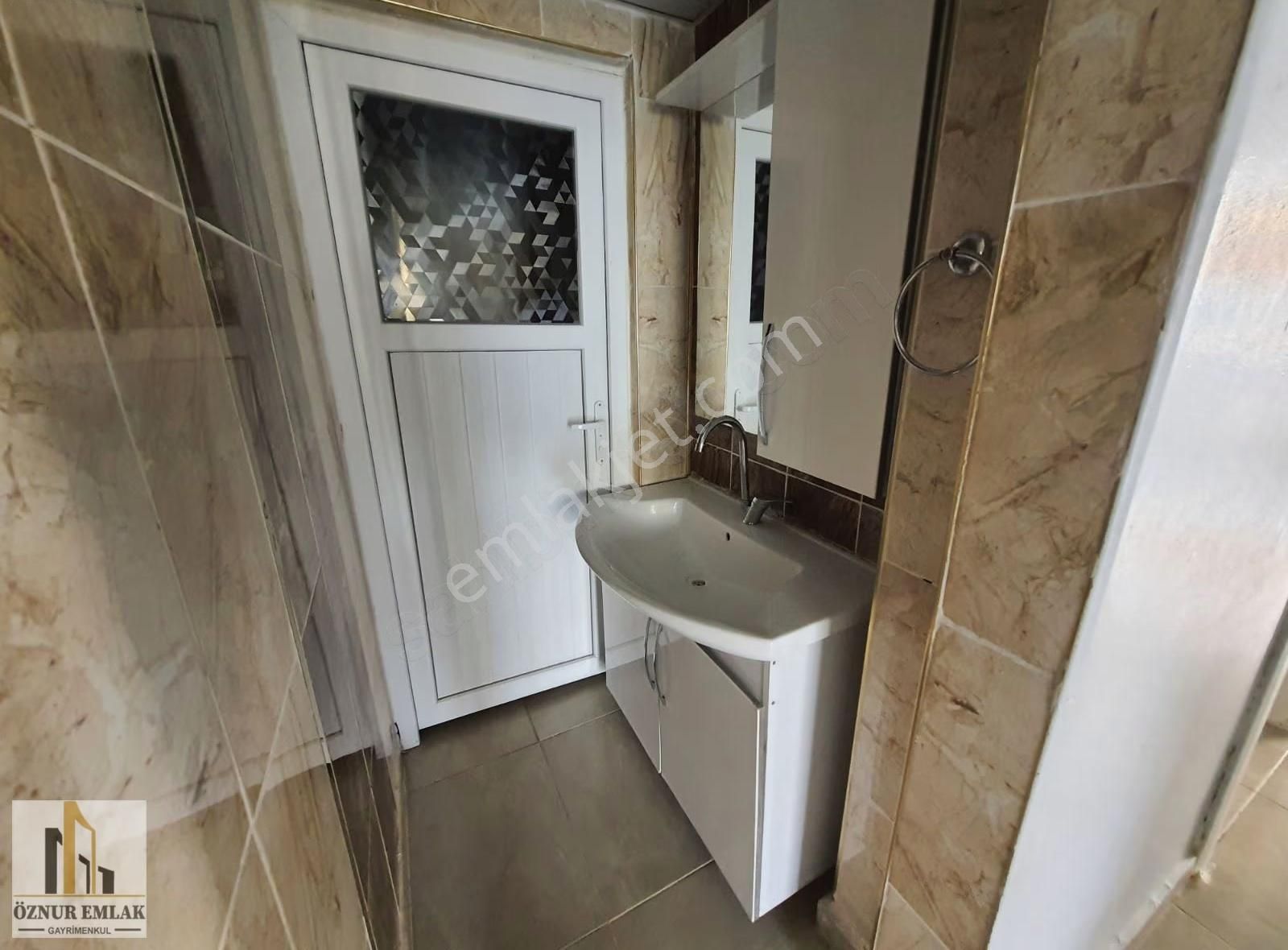 Öznur Emlak'tan Akbayırda Satılık 3+1 Daire - Görsel 3
