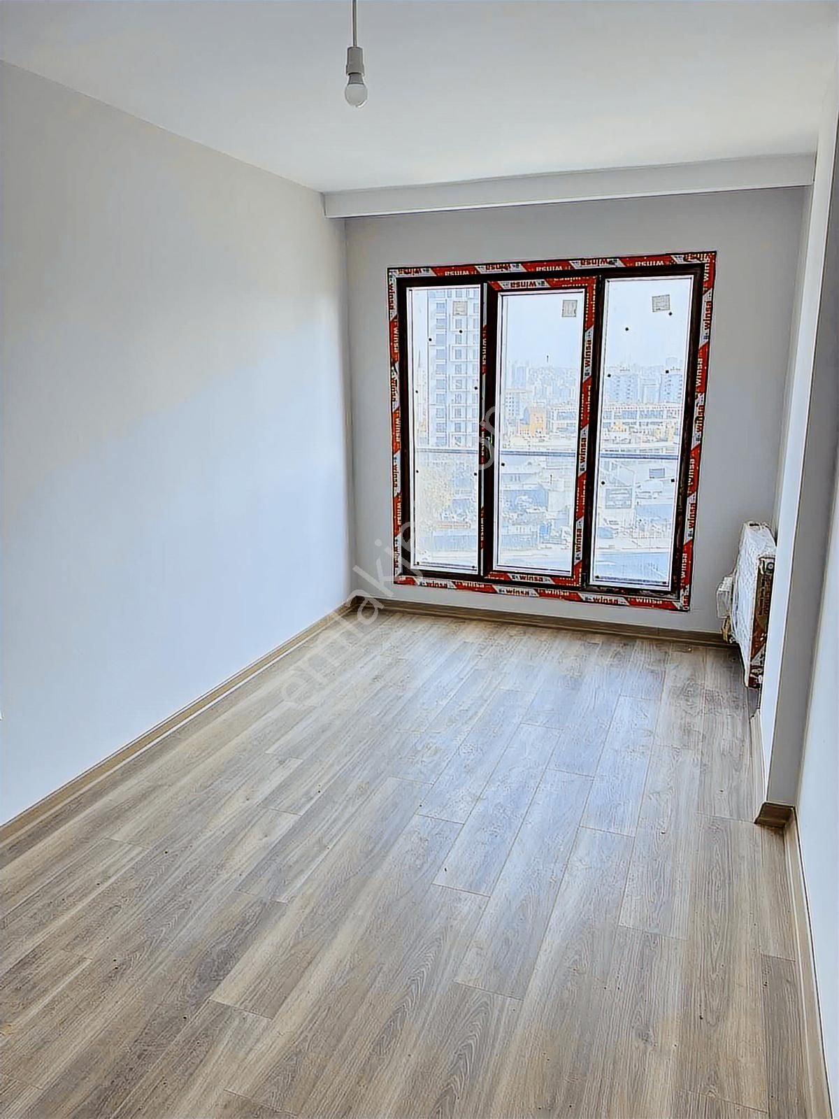 Mahmutbey - Güneşli / Yıllık Kira Peşin 3+1 101 M² / Revan Park - Görsel 15