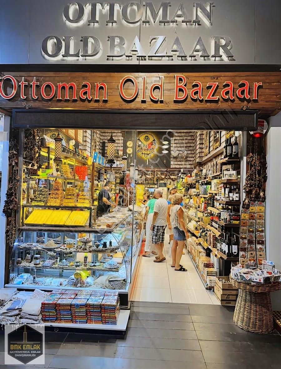 Bmk'dan Antalya Kemerde Devren Satılık Market