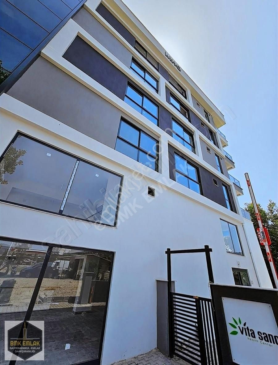 Bmk Emlaktan Antalya Kumluca Hal Yolu Üzeri Kiralık Ofis-büro - Görsel 15