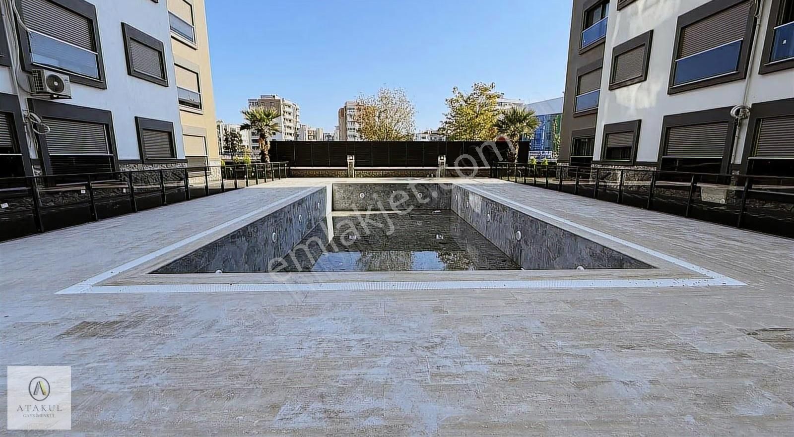 Atakul Gayrimenkul-acıbadem Yakını 2+1 Havuzlu Ara Kat Daire