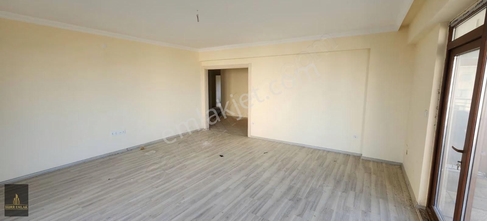 Pelitli' De Satılık 4+1 Deniz Manzaralı Fırsat Daire - Görsel 11