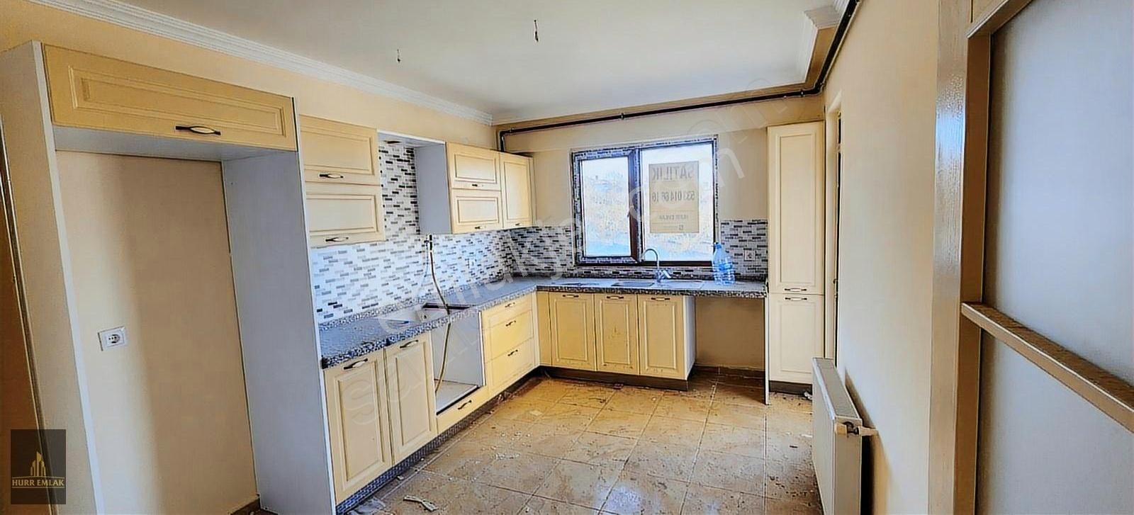 Pelitli' De Satılık 4+1 Deniz Manzaralı Fırsat Daire - Görsel 14