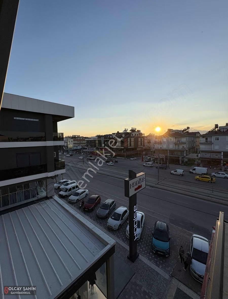 Gazi Mh. Tramvaya Cephe 2+1 Ayrı Mutfak Açık Otoparklı Ofis - Görsel 7