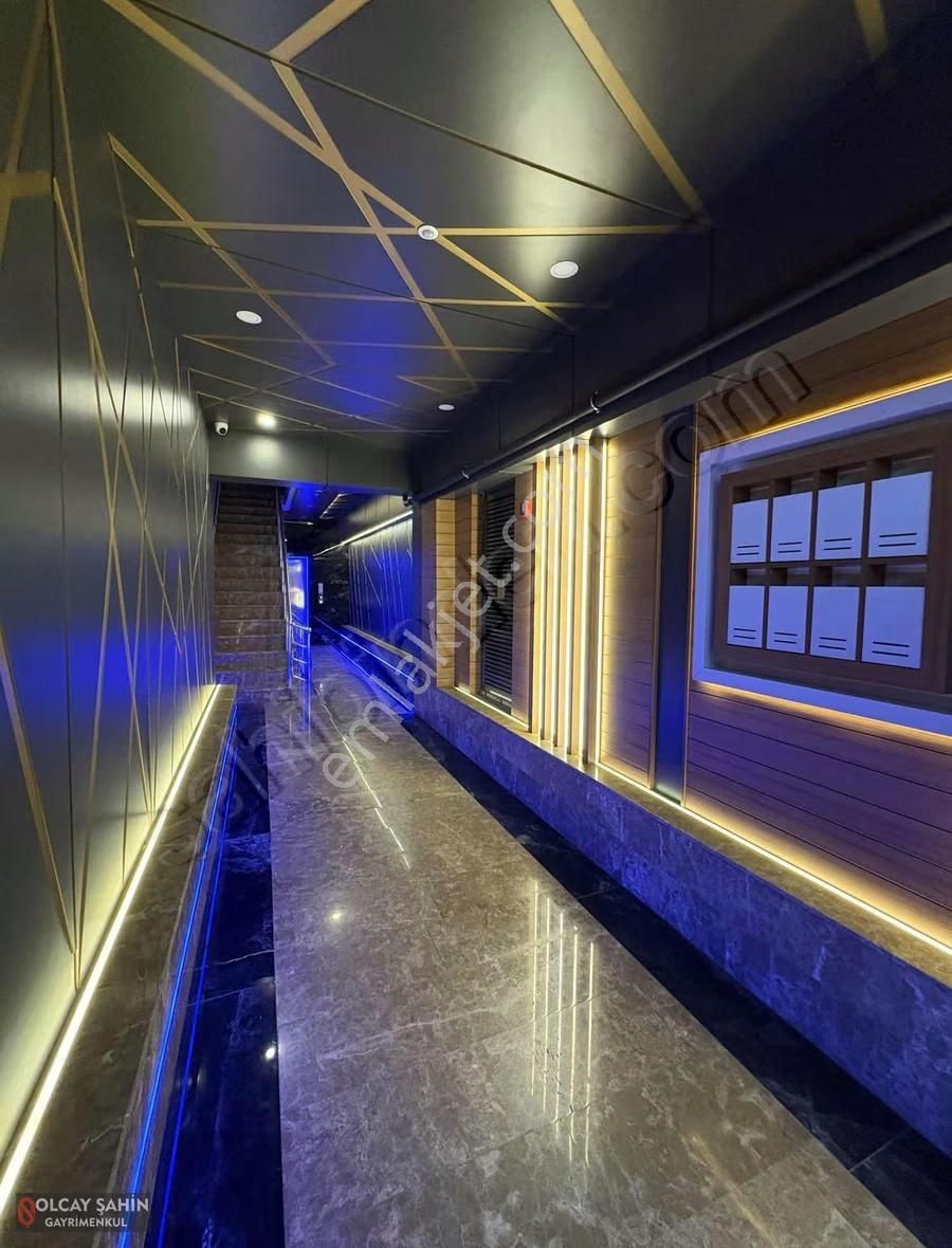 Gazi Mh. Tramvaya Cephe 2+1 Ayrı Mutfak Açık Otoparklı Ofis - Görsel 3