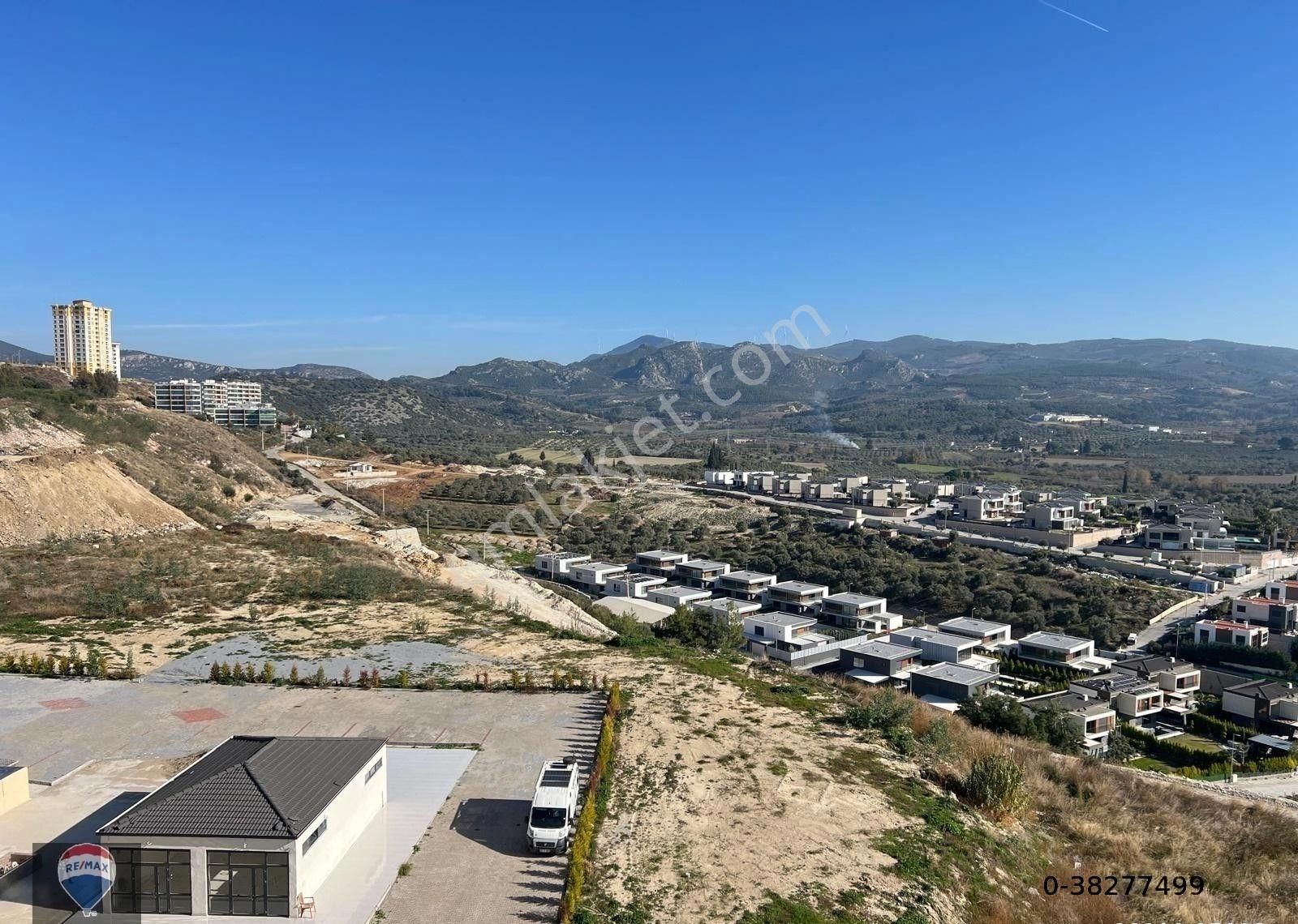 Kuşadası Değirmenderede Avm Bölgesinde 2+1 Satılık Daire - Görsel 29