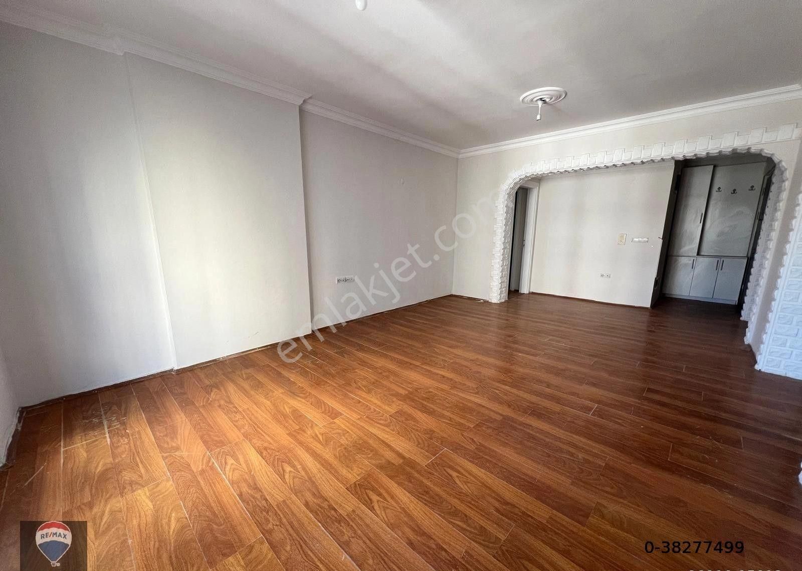 Kuşadası Değirmenderede Avm Bölgesinde 2+1 Satılık Daire - Görsel 11