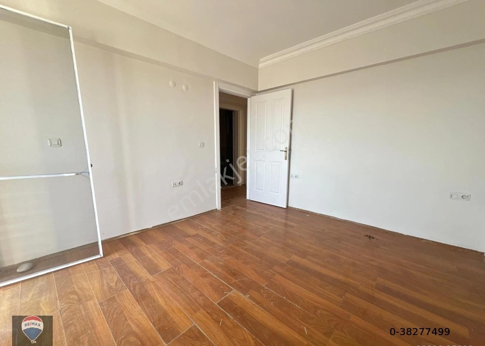 Kuşadası Değirmenderede Avm Bölgesinde 2+1 Satılık Daire - Görsel 3