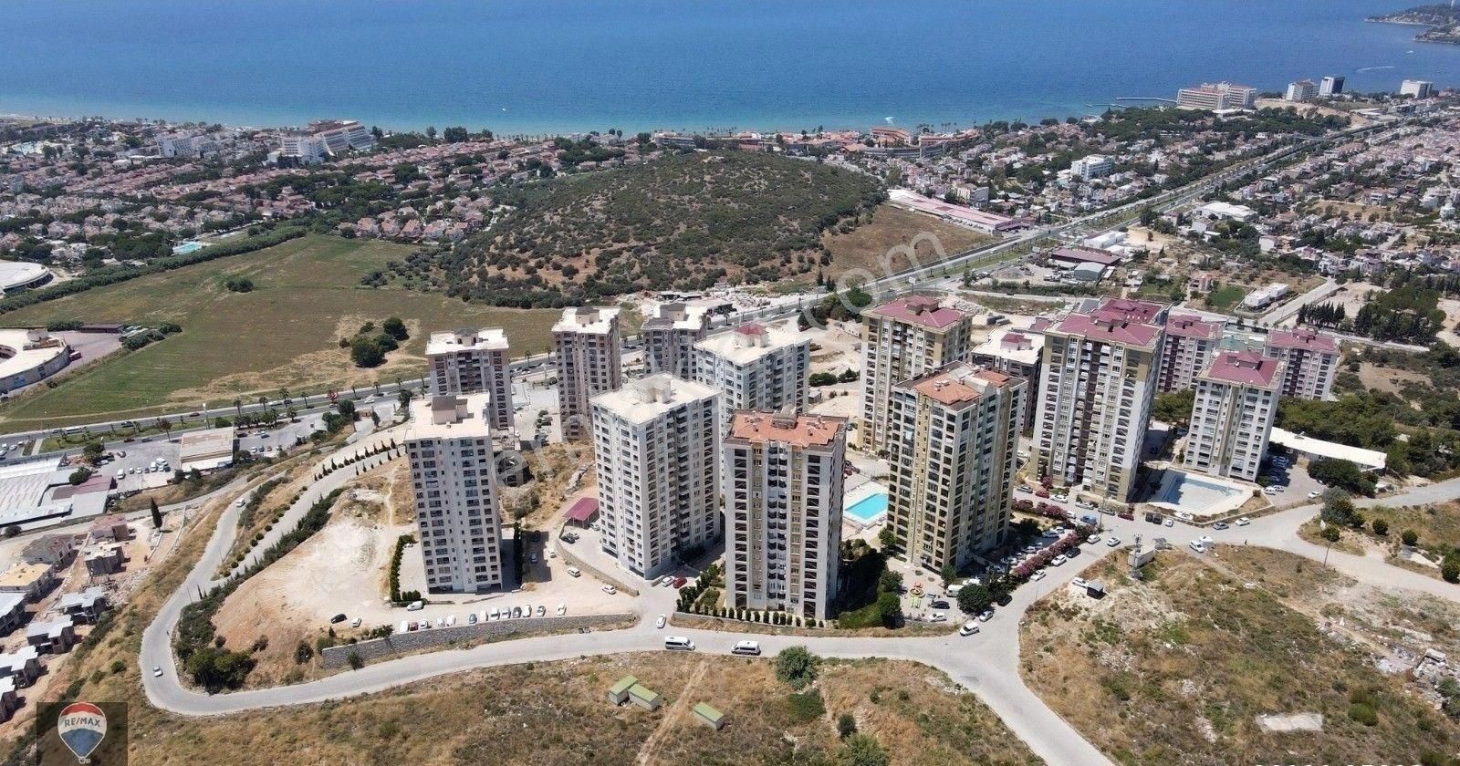 Kuşadası Değirmenderede Avm Bölgesinde 2+1 Satılık Daire - Görsel 2