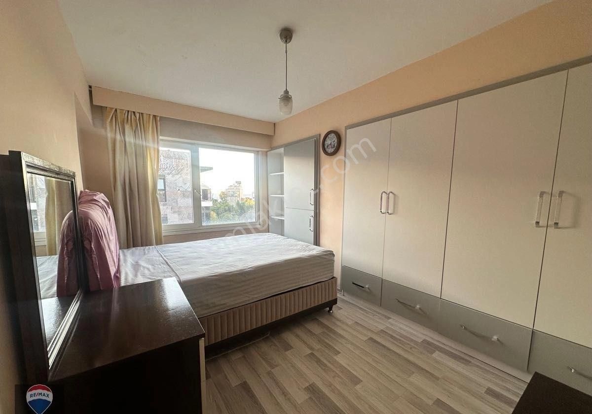 Satılık Kuşadası Merkezde Geniş 2+1 Daire - Görsel 19