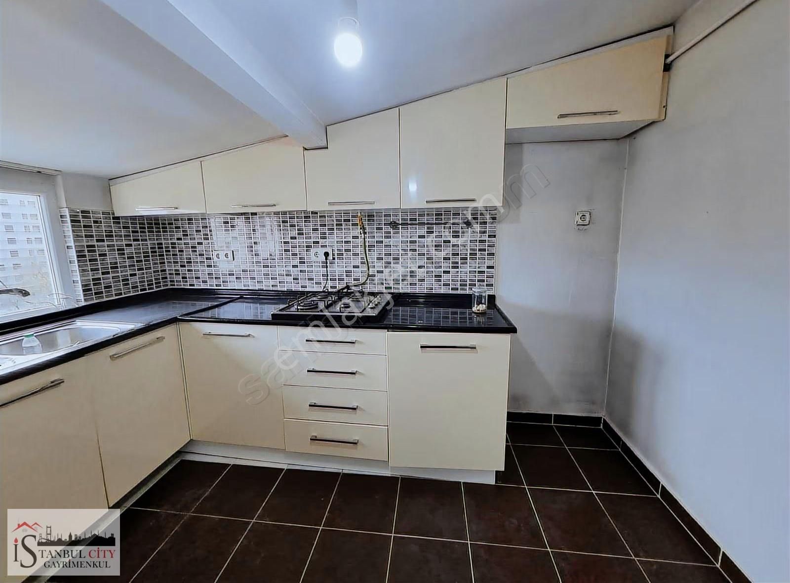 Bağcılar Yavuzselim Mah De Satılık 2+1 Daire - Görsel 24